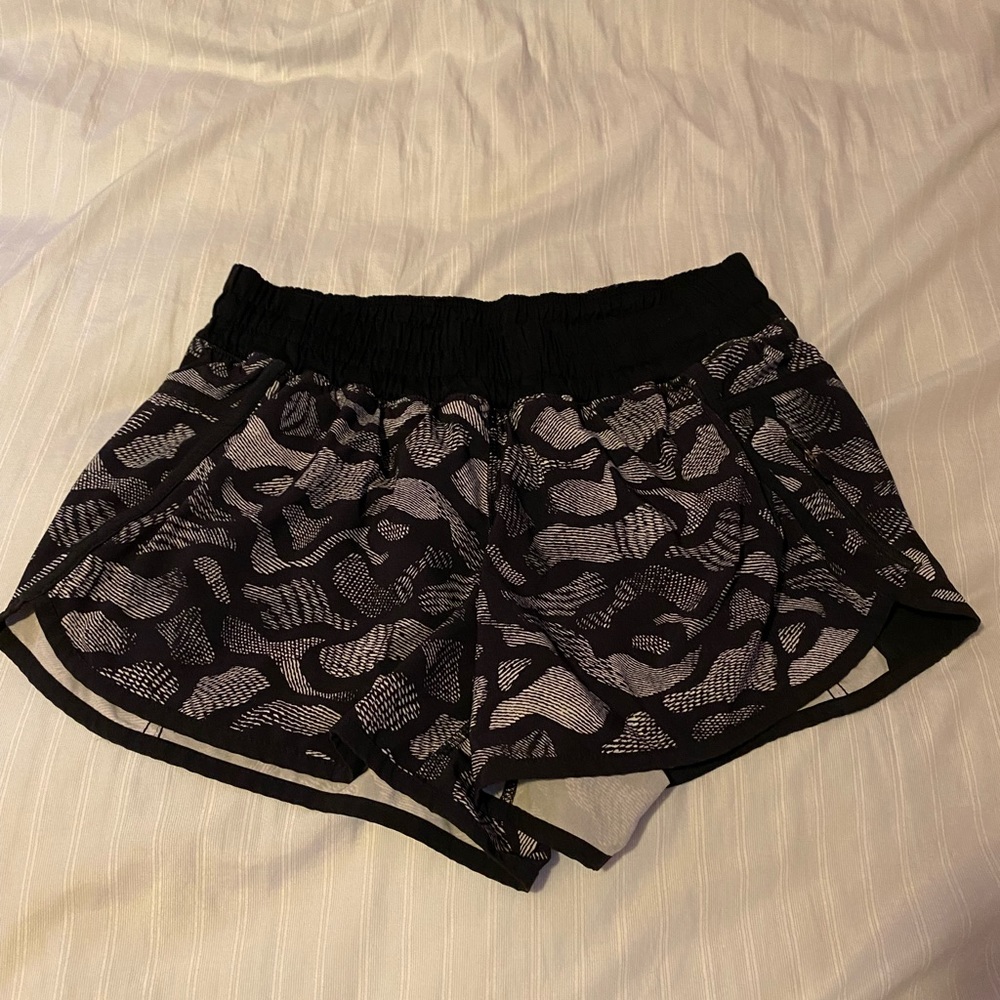 Lululemon Tracker Short